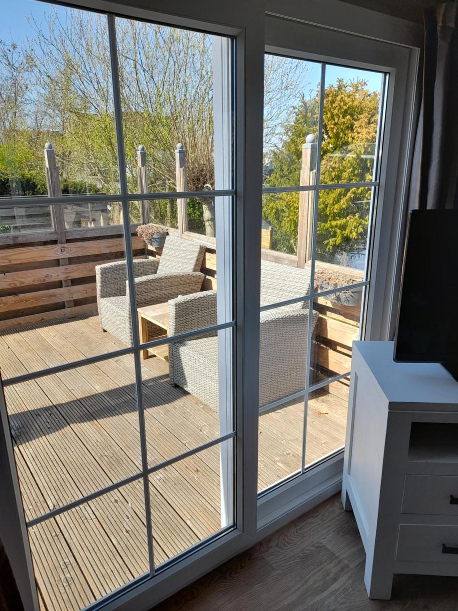 Chalet Makkum C99B Met Prive Gelegen Tuin Aan Het Water Exterior photo